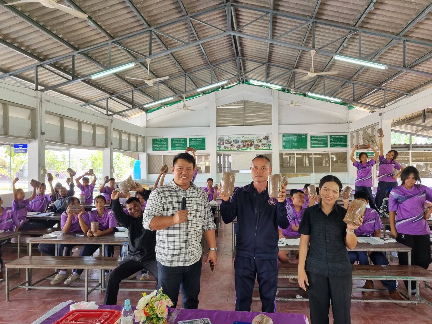 title - วันพฤหัสบดีที่ 22 มกราคม 2569 นายประเสริฐ กาญจนเกียรติกุล ปฏิรูปที่ดินจังหวัดบุรีรัมย์ มอบหมายให้ น.ส.สุภาณี จงรัมย์ นักวิชาการปฏิรูปที่ดินปฏิบัติการ จัดการฝึกอบรมโครงการเพิ่มศักยภาพระบบงานเกษตรภายใต้แผนนพัฒนาเด็กและเยาวชนในถิ่นทุรกันดาร ตามพระราชดำริสมเด็จพระเทพรัตนราชสุดาฯ สยามบรมราชกุมารั ปีงบประมาณ พ.ศ. 2569